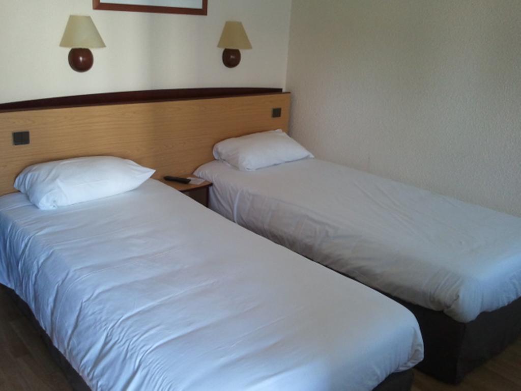 Hotel Campanile Bordeaux Ouest - Le Bouscat Zimmer foto
